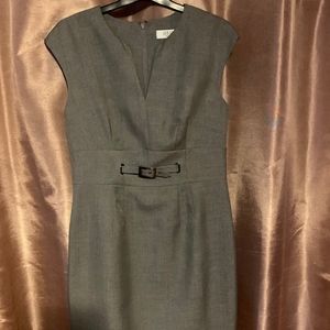 Kasper V-neck Sheath dress